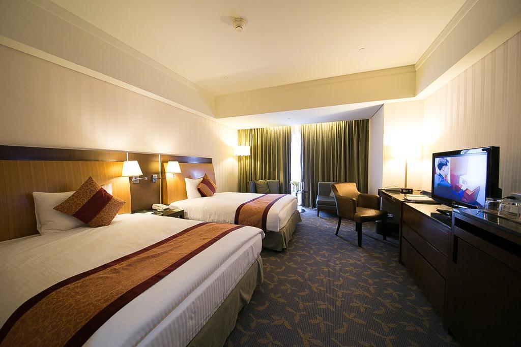 Evergreen Plaza Hotel - Tainan Oda fotoğraf Deluxe Room