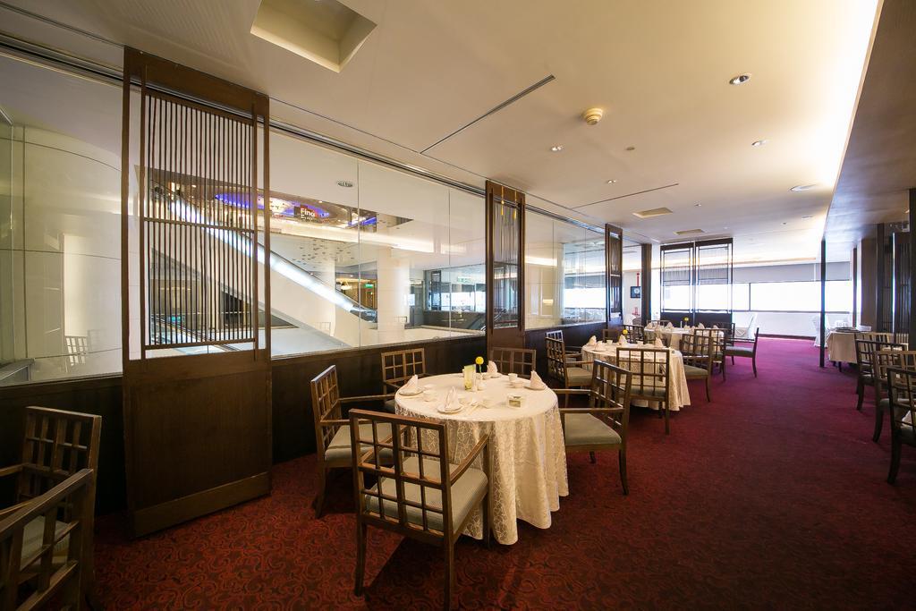 Evergreen Plaza Hotel - Tainan Dış mekan fotoğraf The interior of the restaurant